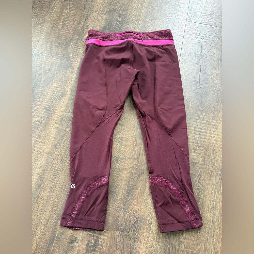 Lululemon - Size 6 Leggings - Picture 2 of 3